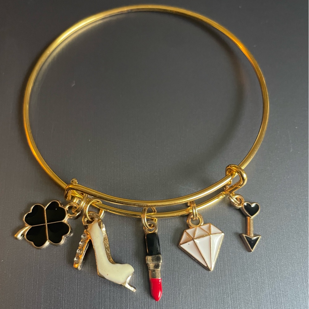 “Little Diva” 💄 Bangle in Gold-tone